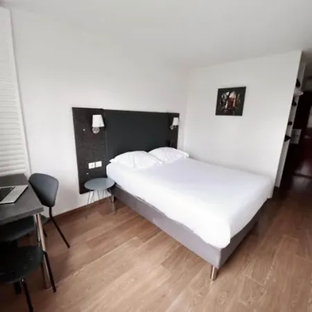 Otel The Originals City, Ariane, Sud Labege